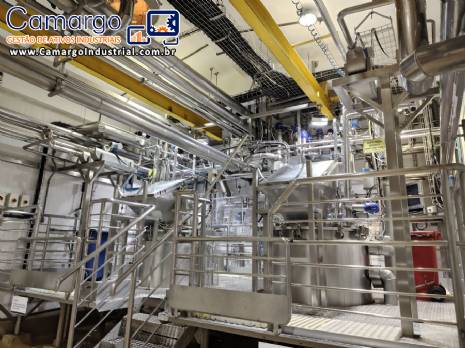 Cozinhadores tachos encamisado com plataforma bombas v�lvulas para coberturas caldas recheios molhos 940 toneladas por m�s