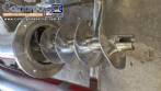 Rosca alimentadora transportadora helicoidal inclinada com silo receptor em inox Maqinox ano 2022