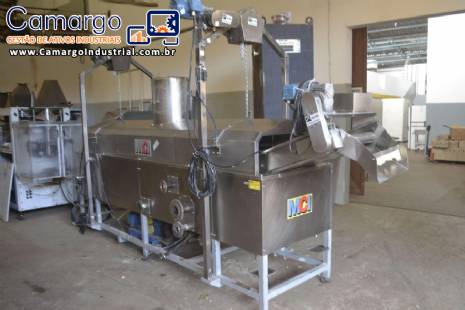 Fritador fritadeira cont�nua em inox 300 kg / hora MCI
